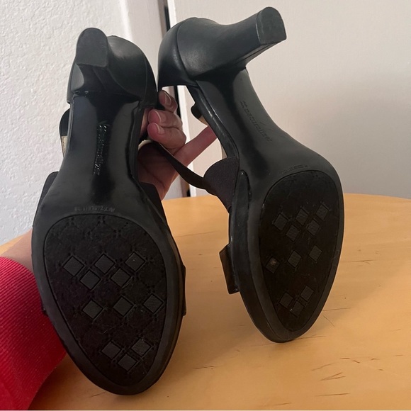 Naturalized Black High Heel Sandal Stretchy Strappy Pump 3.5 inch heel 10 - Picture 4 of 11